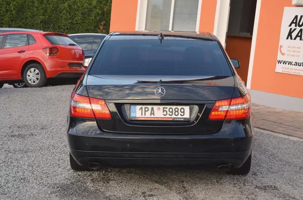 Mercedes-Benz Třídy E E 350 CGi 215kW Avantgarde - foto 5