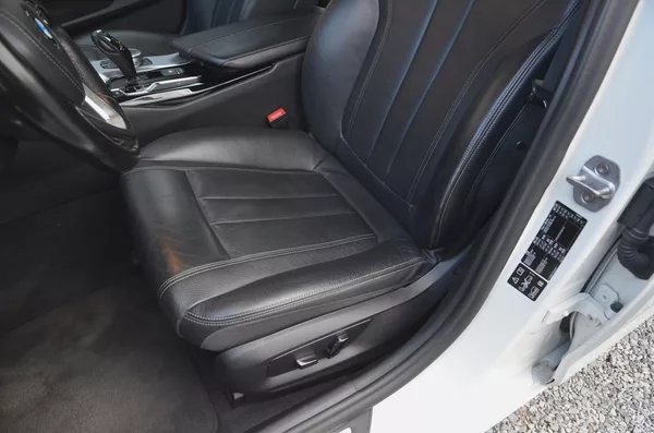 BMW Řada 5 520d xDrive 140kW / ČR - foto 18