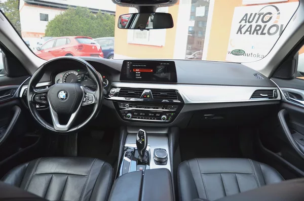 BMW Řada 5 520d xDrive 140kW / ČR - foto 22