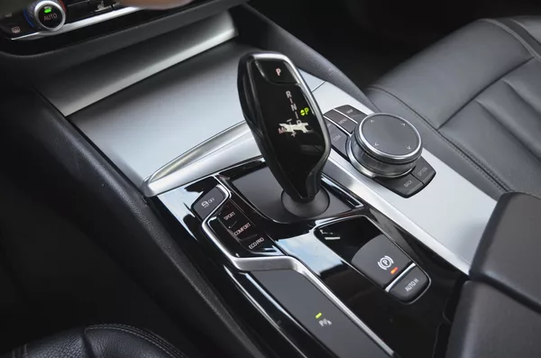 BMW Řada 5 520d xDrive 140kW / ČR - foto 27