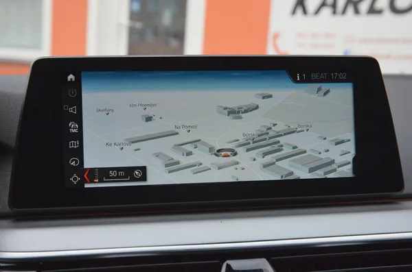 BMW Řada 5 520d xDrive 140kW / ČR - foto 31