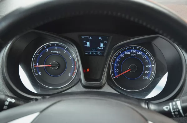 Hyundai ix20 1.4i 66kW / ČR / 1.MAJITEL - foto 24