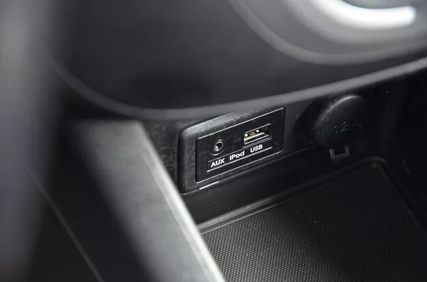 Hyundai ix20 1.4i 66kW / ČR / 1.MAJITEL - foto 28
