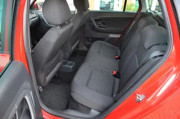 Škoda Fabia 1.2 TSi 63kW AMBITION / ALU - foto 17