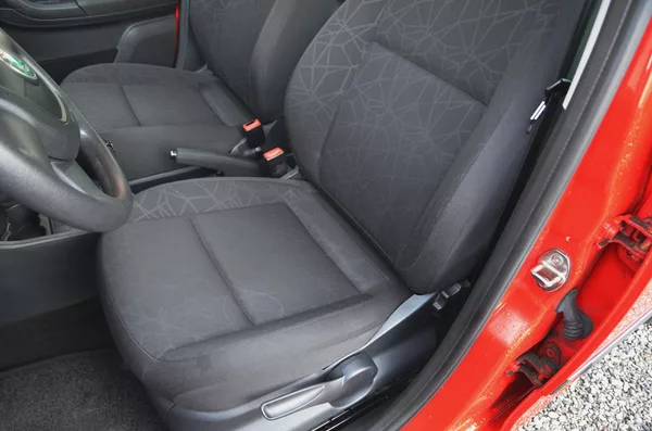 Škoda Fabia 1.2 TSi 63kW AMBITION / ALU - foto 20