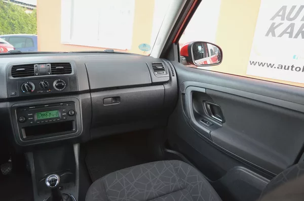 Škoda Fabia 1.2 TSi 63kW AMBITION / ALU - foto 24