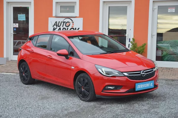 Opel Astra 1.0T 77kW Enjoy / ČR /61.900km