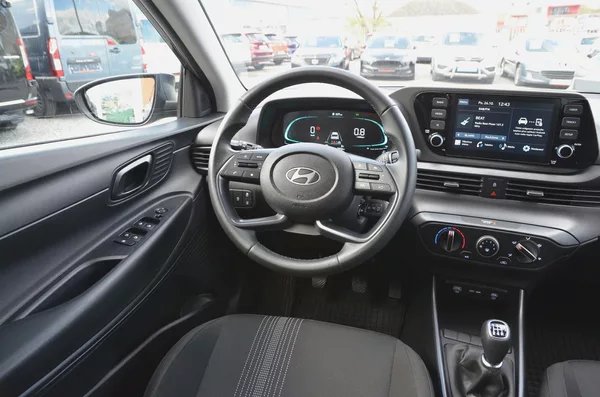 Hyundai i20 1.2i 62kW / ČR / 8.000km - foto 19