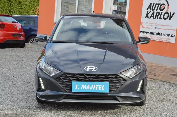 Hyundai i20 1.2i 62kW / ČR / 8.000km - foto 2