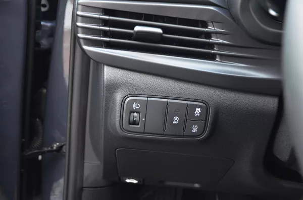 Hyundai i20 1.2i 62kW / ČR / 8.000km - foto 24