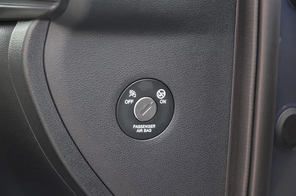 Hyundai i20 1.2i 62kW / ČR / 8.000km - foto 34