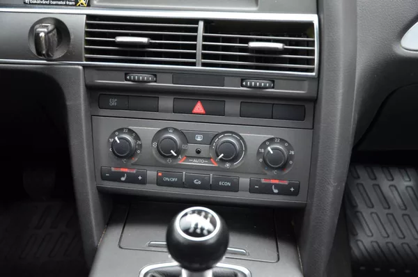 Audi A6 2.4i V6 130kW / STK 05/2026 - foto 26