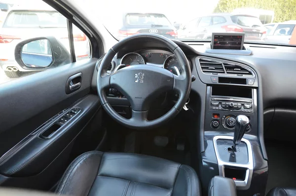Peugeot 5008 1.6 HDi 80kW AT / 7 MÍST - foto 20