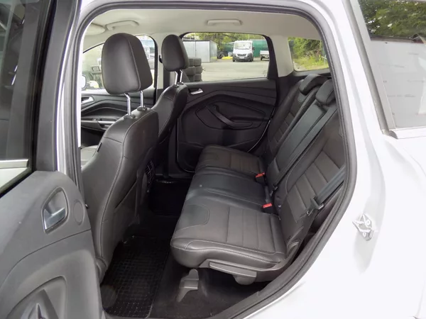 Ford Kuga 2.0TDCi/Individual/AWD/AT/ - foto 11