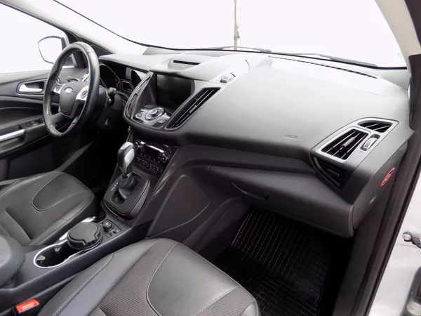 Ford Kuga 2.0TDCi/Individual/AWD/AT/ - foto 17