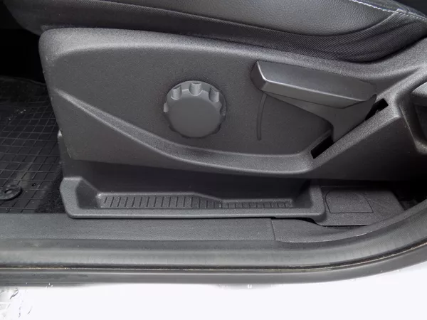 Ford Kuga 2.0TDCi/Individual/AWD/AT/ - foto 24