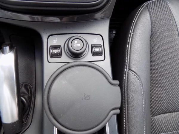 Ford Kuga 2.0TDCi/Individual/AWD/AT/ - foto 35