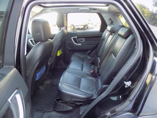 Land Rover Discovery Sport 2.0TD4/AWD/7.Míst/PANO/LED/ - foto 11