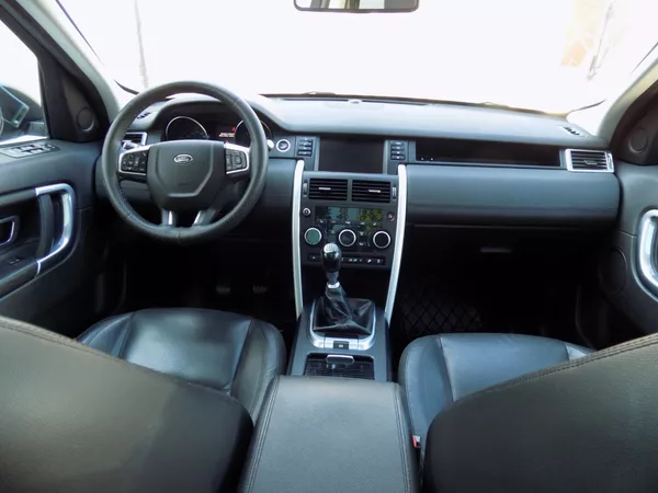 Land Rover Discovery Sport 2.0TD4/AWD/7.Míst/PANO/LED/ - foto 21