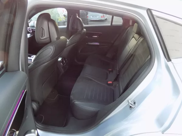 Land Rover Discovery Sport 2.0TD4/AWD/7.Míst/PANO/LED/ - foto 11