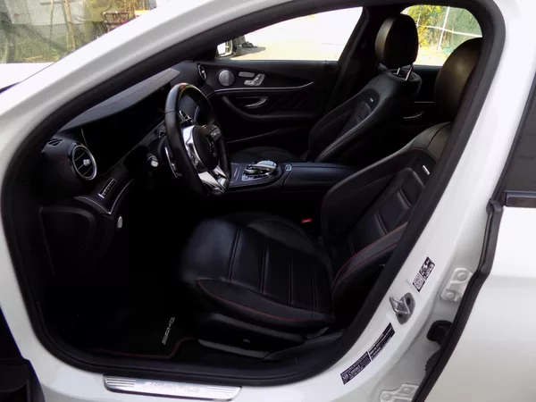 Mercedes-Benz Třídy E 53AMG/4-Matic/1.Maj.ČR/Led/ - foto 14