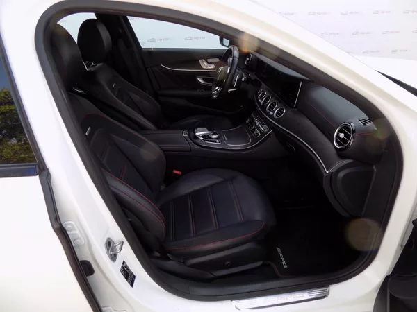 Mercedes-Benz Třídy E 53AMG/4-Matic/1.Maj.ČR/Led/ - foto 17