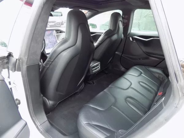 Tesla Model S P90D-780PS Nabíjení zdarma - foto 15