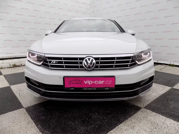 Volkswagen Passat 2.0TDI/R-Line/Pano/DSG/LED/ - foto 5