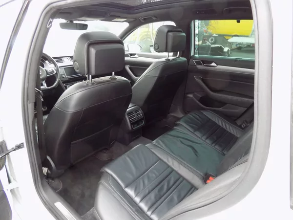 Volkswagen Passat 2.0TDI/R-Line/Pano/DSG/LED/ - foto 14