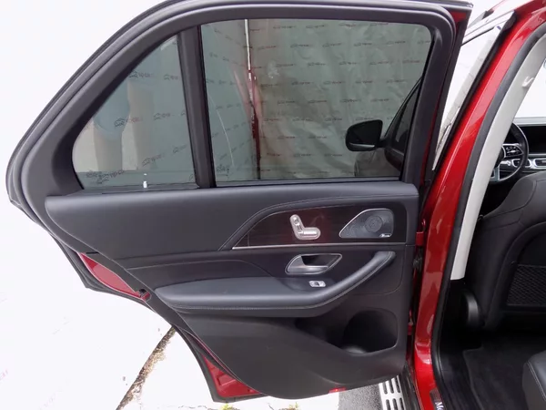 Mercedes-Benz GLE 300d/4-Matic/Full-Led/ - foto 13