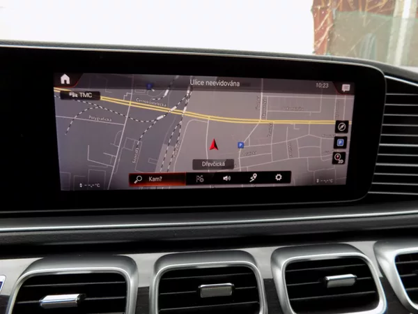 Mercedes-Benz GLE 300d/4-Matic/Full-Led/ - foto 37
