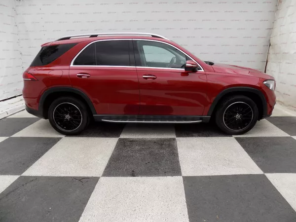 Mercedes-Benz GLE 300d/4-Matic/Full-Led/ - foto 6