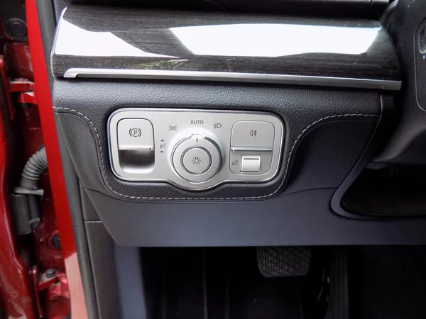 Mercedes-Benz GLE 300d/4-Matic/Full-Led/ - foto 27