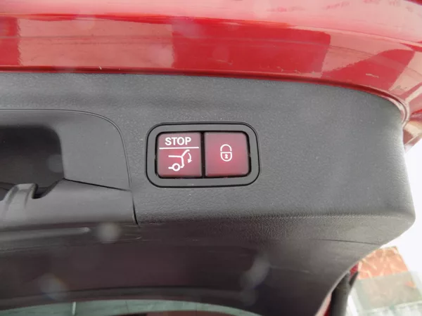 Mercedes-Benz GLE 300d/4-Matic/Full-Led/ - foto 9