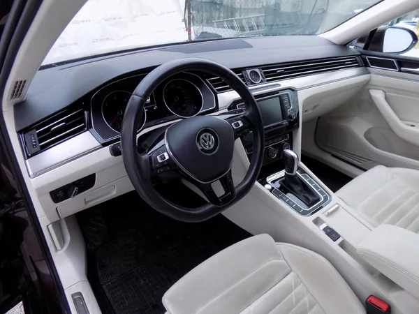 Volkswagen Passat 2.0TDI/DSG/4x4/NAVI/LED/ČR/ - foto 13