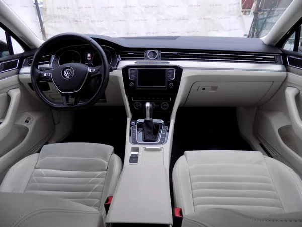 Volkswagen Passat 2.0TDI/DSG/4x4/NAVI/LED/ČR/ - foto 20
