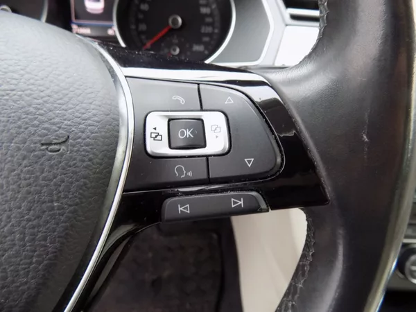 Volkswagen Passat 2.0TDI/DSG/4x4/NAVI/LED/ČR/ - foto 26