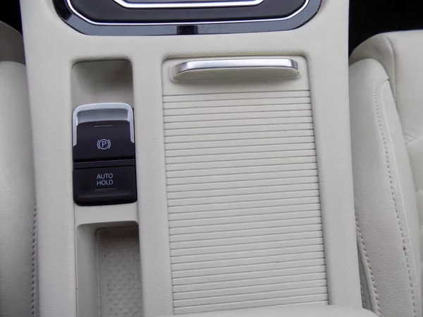 Volkswagen Passat 2.0TDI/DSG/4x4/NAVI/LED/ČR/ - foto 27
