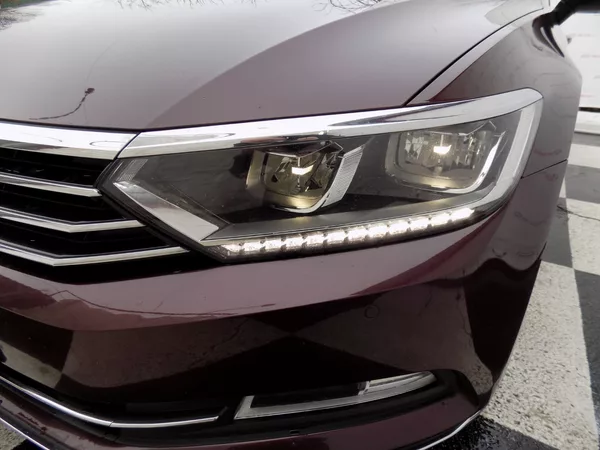Volkswagen Passat 2.0TDI/DSG/4x4/NAVI/LED/ČR/ - foto 42