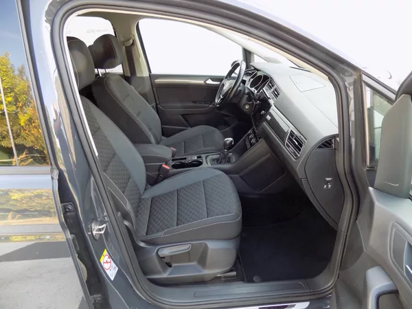 Volkswagen Touran 1.6TDI/JOIN/DSG/NAVI/LED/DPH/ - foto 22