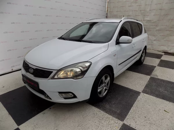 Kia Ceed 1.6GDi/2.Maj.ČR/Klimatizace/