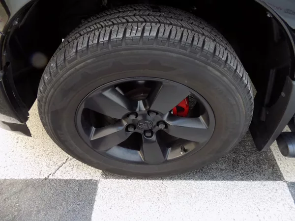 Dodge RAM 5.7 HEMI/CREW CAB/ČR/DPH/LED/ - foto 38
