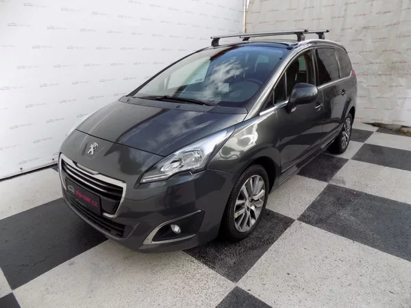 Peugeot 5008 1.6Ti/LED/PANO/Head-up/Klima/