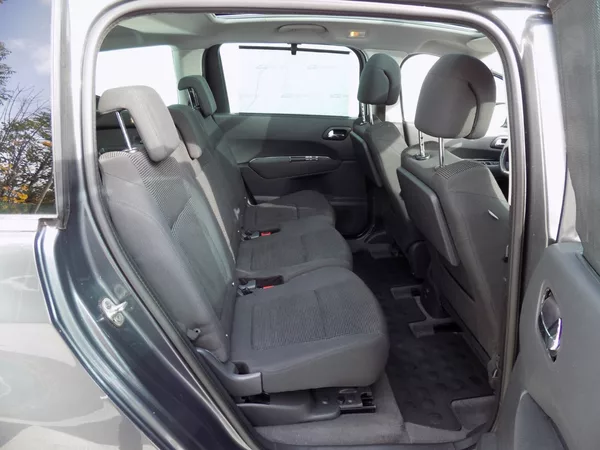 Peugeot 5008 1.6Ti/LED/PANO/Head-up/Klima/ - foto 17