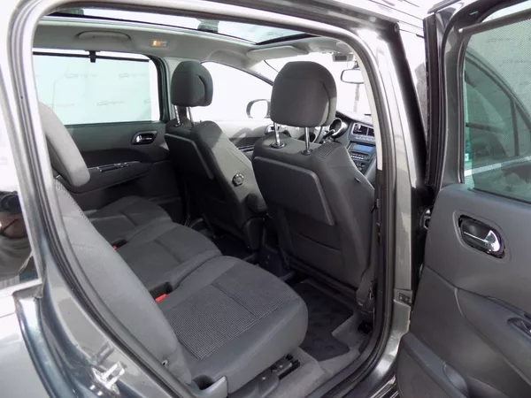 Peugeot 5008 1.6Ti/LED/PANO/Head-up/Klima/ - foto 18
