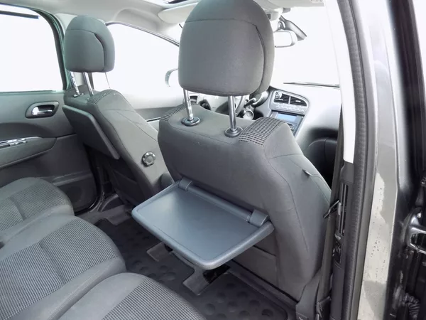 Peugeot 5008 1.6Ti/LED/PANO/Head-up/Klima/ - foto 20