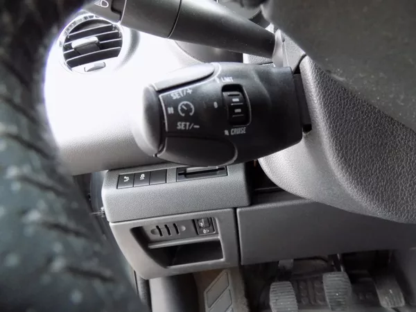 Peugeot 5008 1.6Ti/LED/PANO/Head-up/Klima/ - foto 27