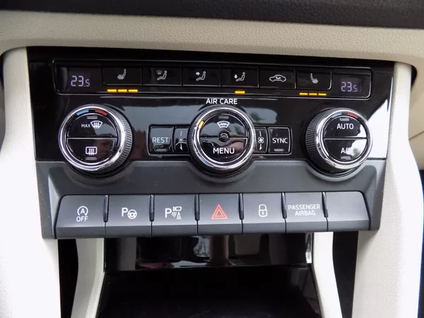 Škoda Kodiaq 2.0TSi/DSG/4x4/LED/PANO/DPH/ - foto 37