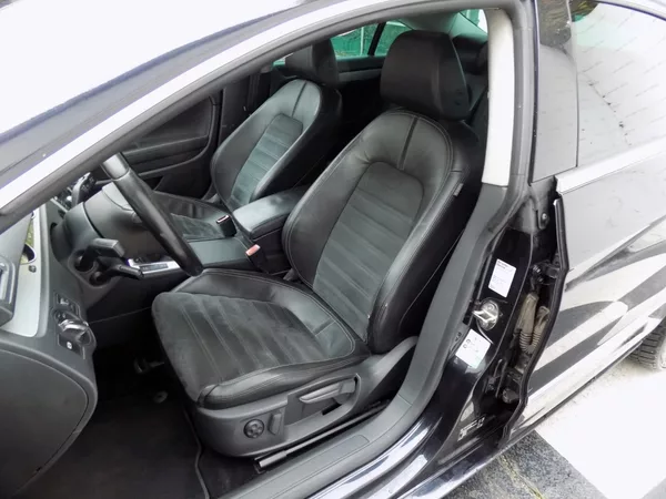 Volkswagen Passat CC 2.0TDI/Highline/NAVI/Bi-xenon/ - foto 13