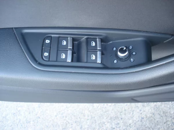 Audi A4 35 TDi NAVI S-TRONIC FACELIFT - foto 21